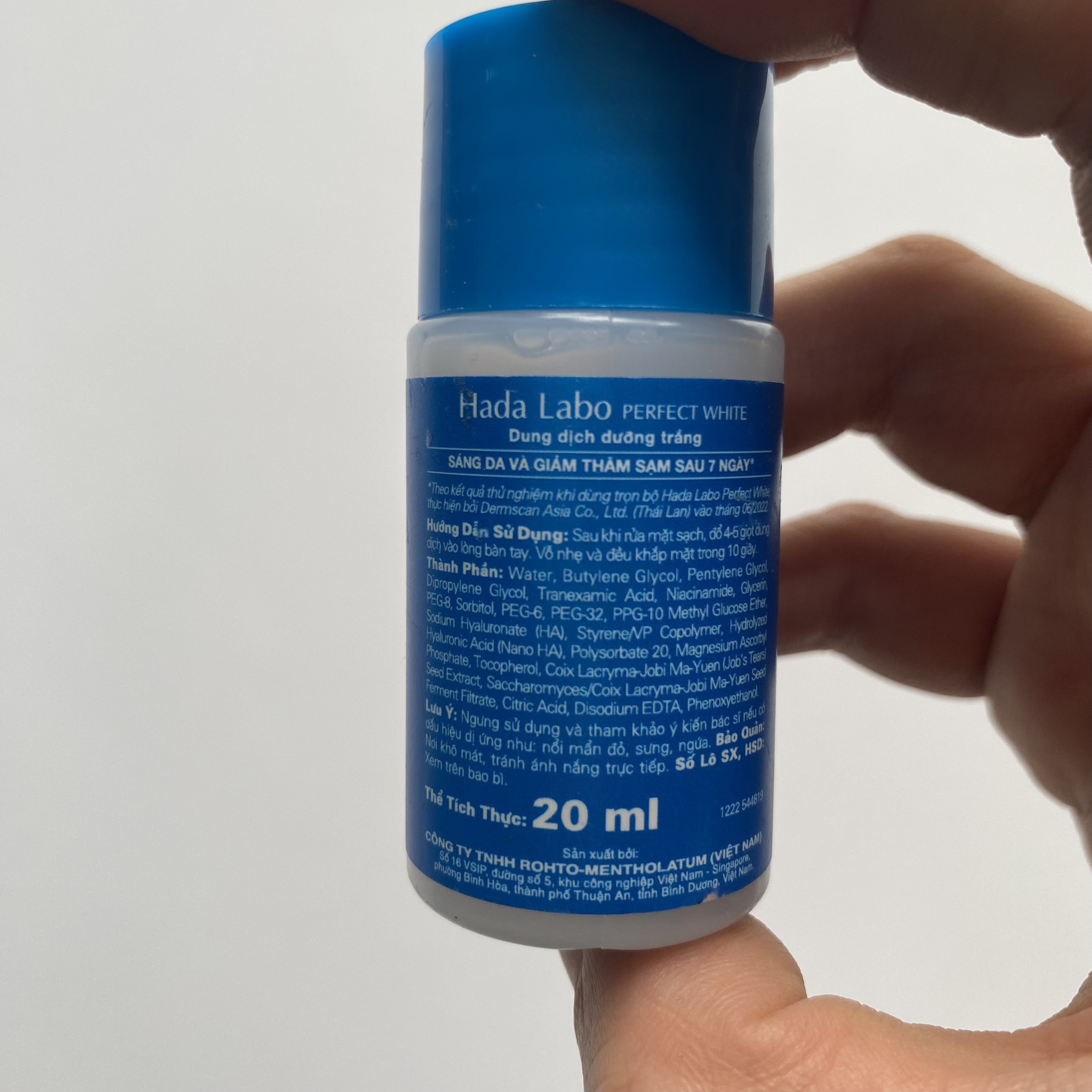 Dung dịch dưỡng trắng Hada labo 20ml