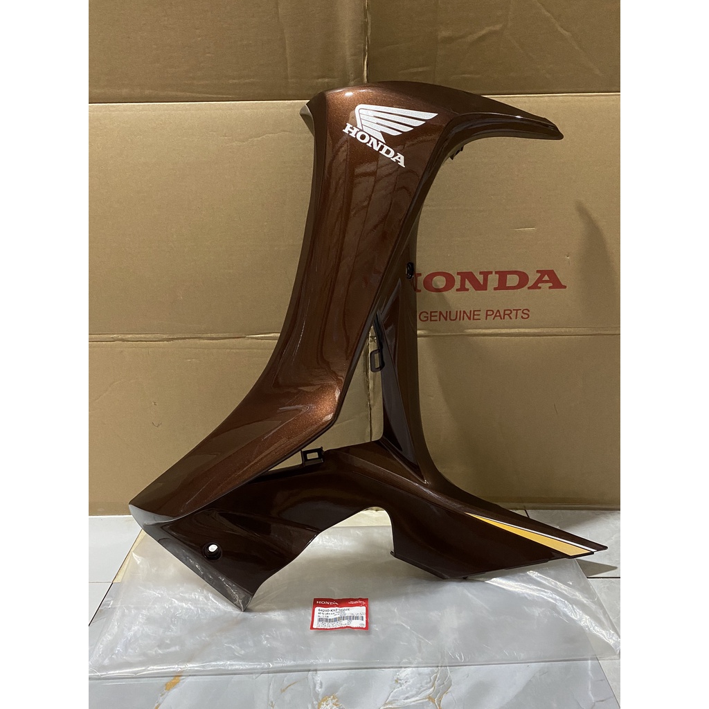 Bửng trái, cánh yếm bên trái honda future125 năm 2012 màu nâu