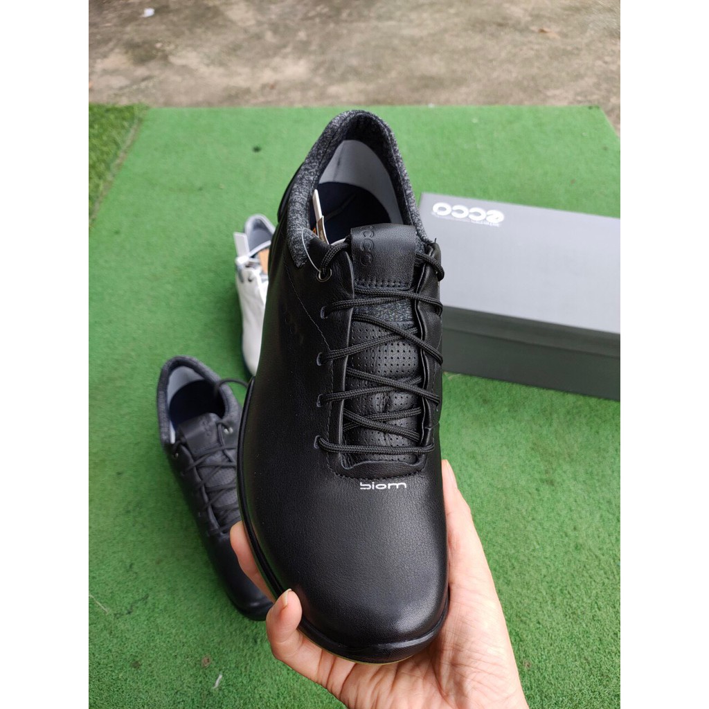 GIÀY GOLF ECCO ĐẾ ĐINH êm chân, bám chân.