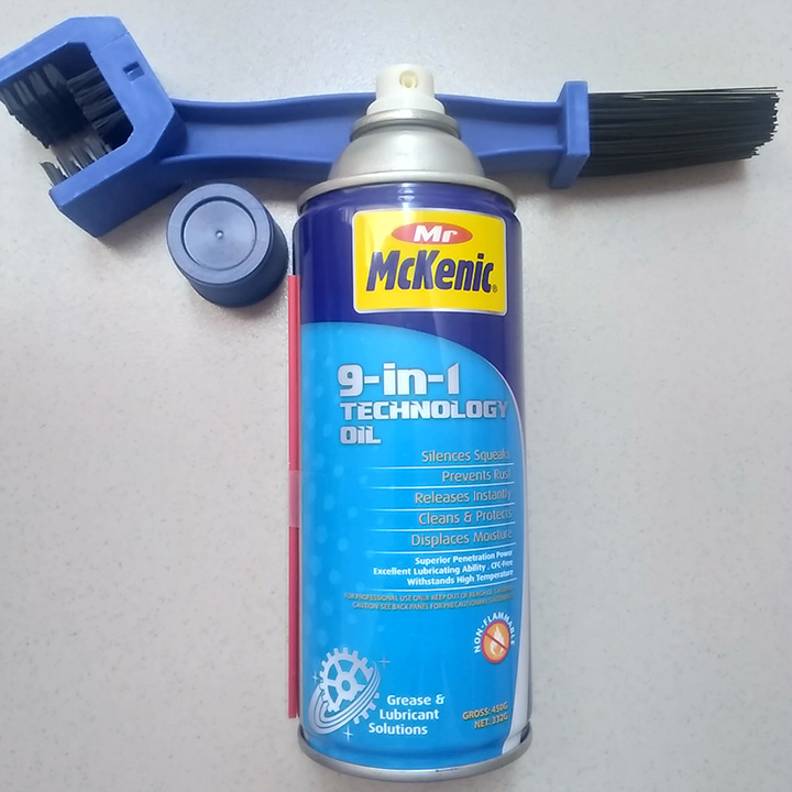 DẦU RỬA SÊN Mr McKENIC 450ml VÀ CÂY CHÀ SÊN