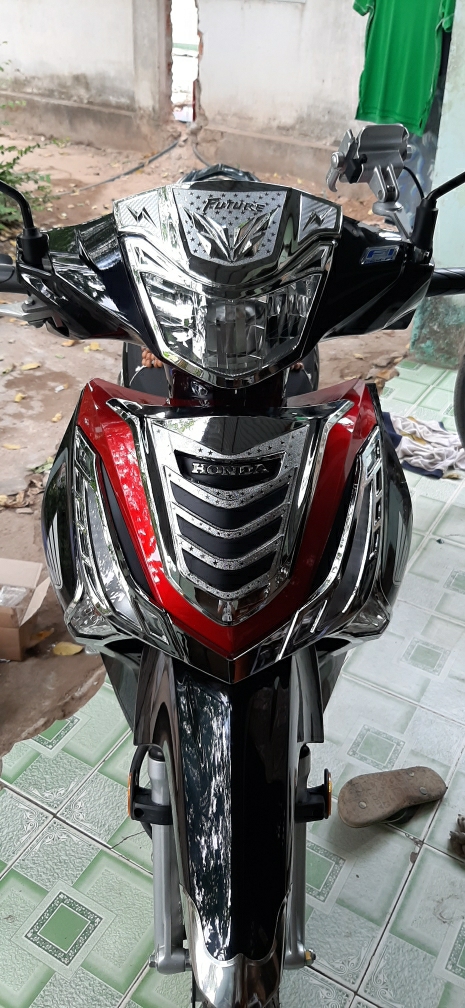 ỐP mặt nạ mạ crom xe future 2018 đến 2020( Hàng Cty