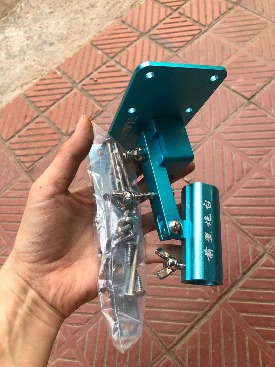 Pass giữa gắn thùng , gắn ghế câu đài
