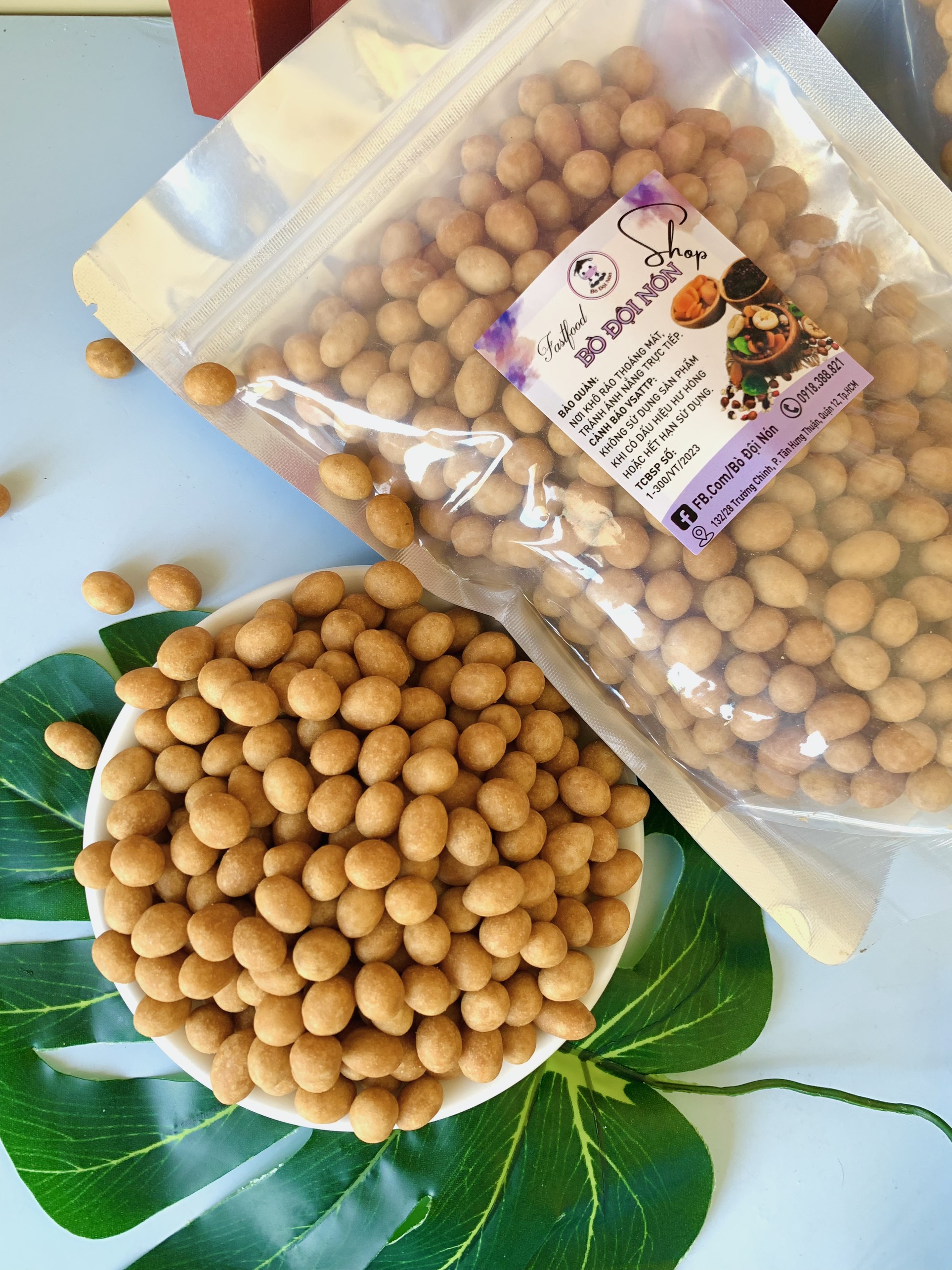 Đậu Phộng Da Cá Cốt Dừa 1kg Bò Đội Nón