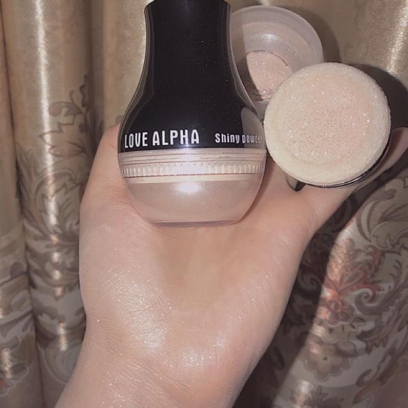 Phấn phủ nhũ Love Alpha