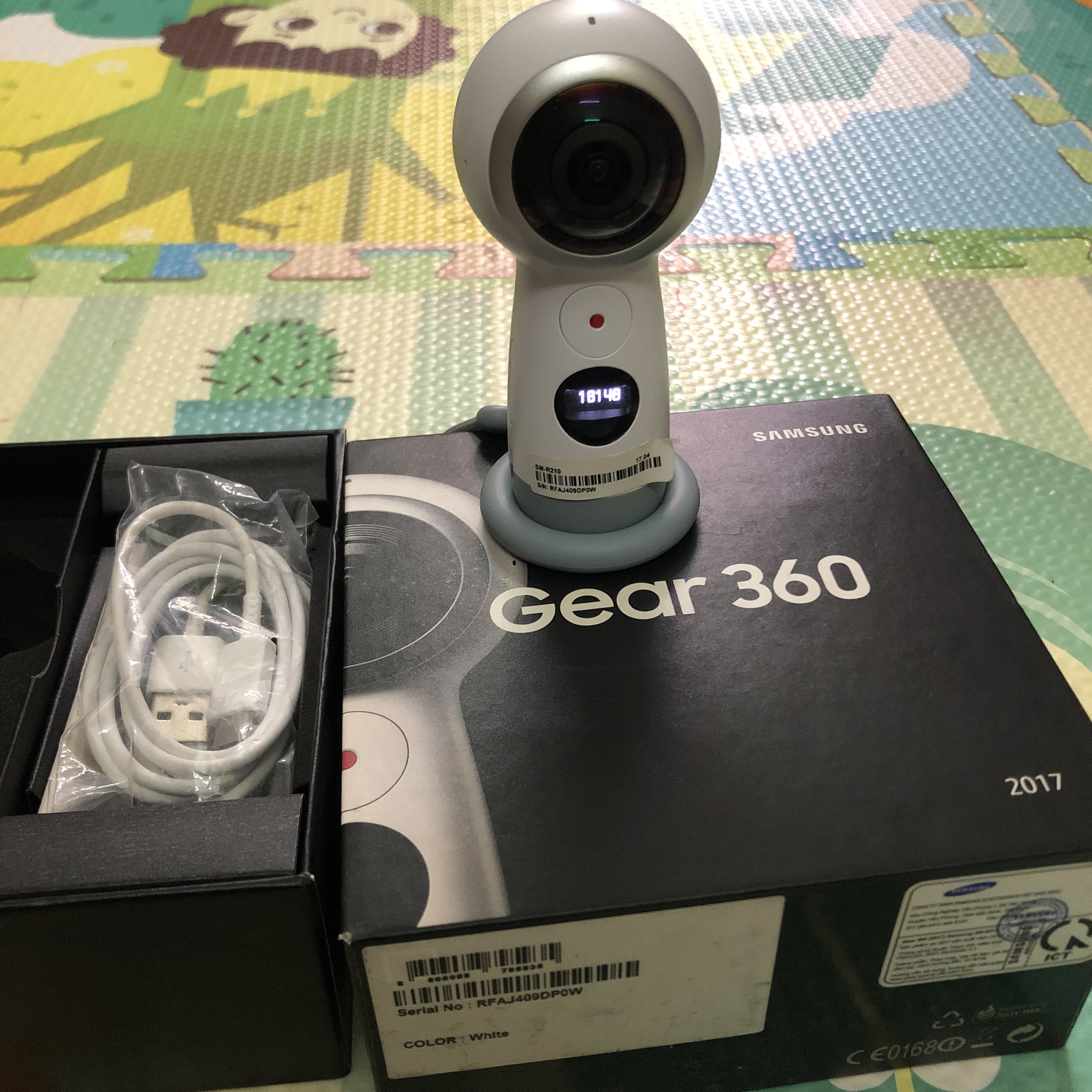 Samsung Gear 360 2017 DM (SM-R210) - Full box 98%