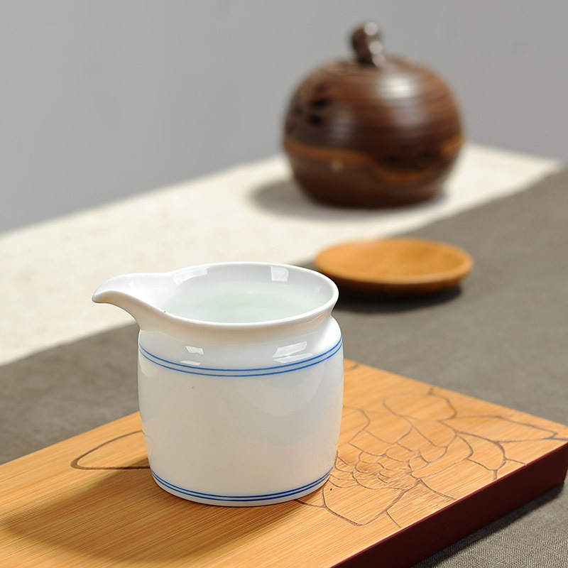 Tống trà bằng sứ cảnh đức trấn 170 ml