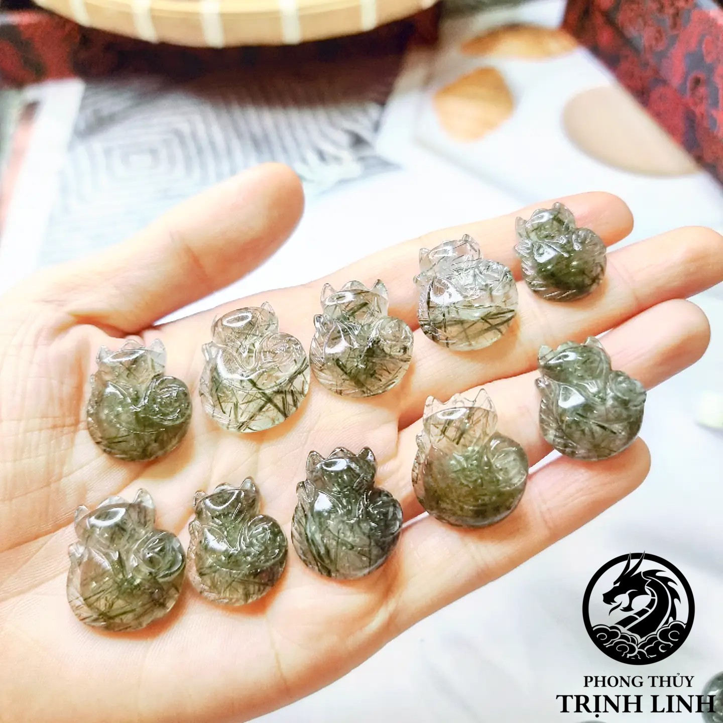 VÒNG CỔ CỬU VỸ HỒ LY THẠCH ANH TÓC XANH LÁ