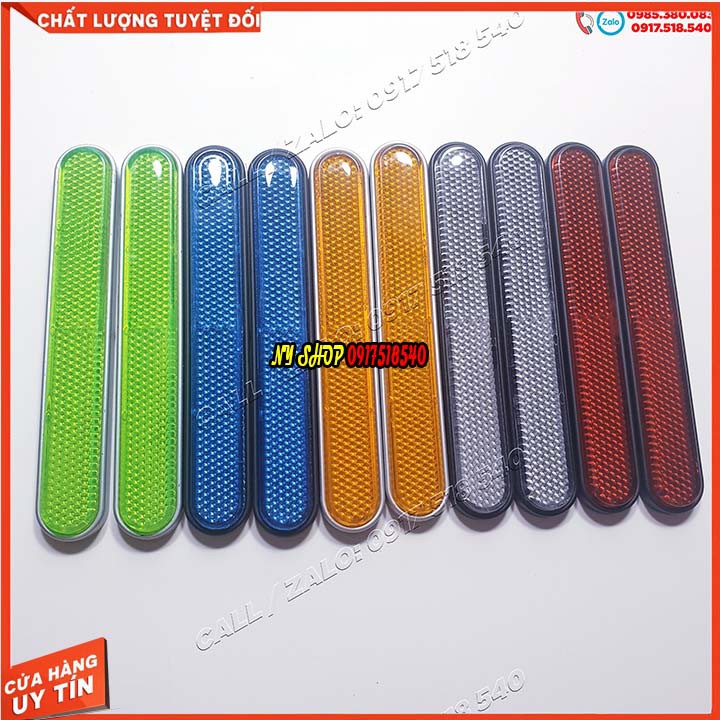 Mắt Mèo Phản Quang Dán Phuộc Xe Máy ( Giá 1 Cặp )