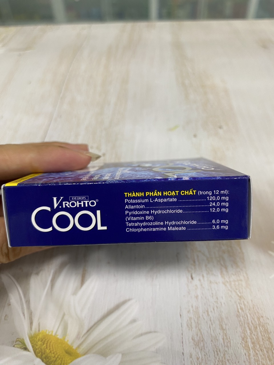 Nước nhỏ mắt V.rohto Cool chai 13ml