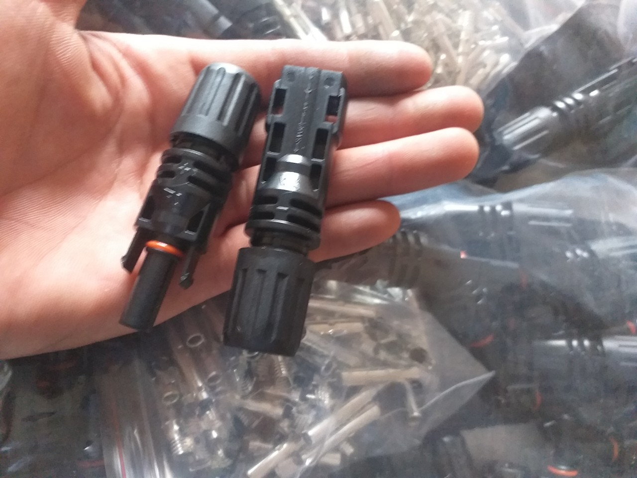 Đầu nối MC4 Leader 1500VDC