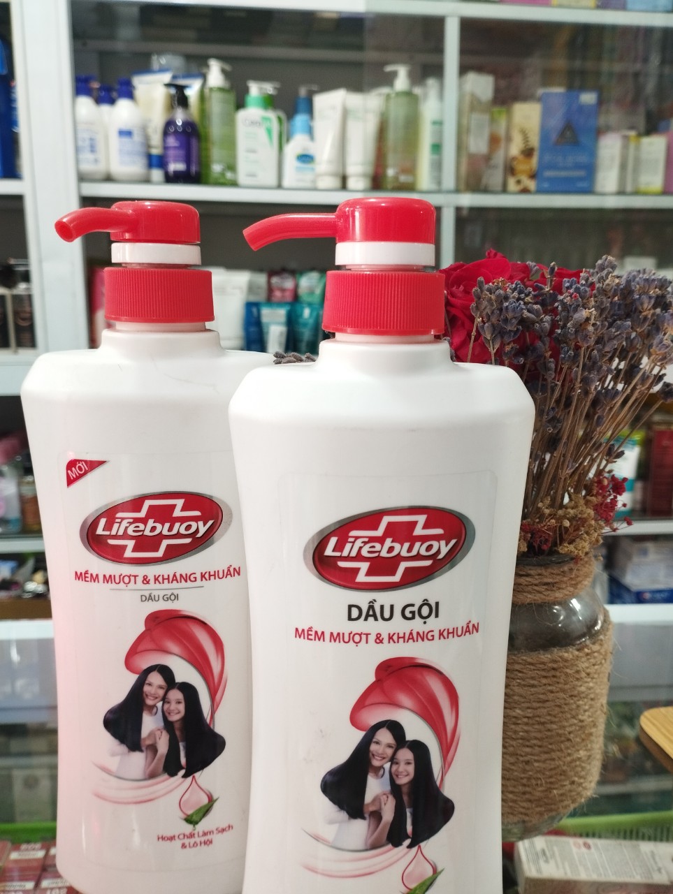 Dầu gội Lifebuoy tóc mềm mượt 621ml