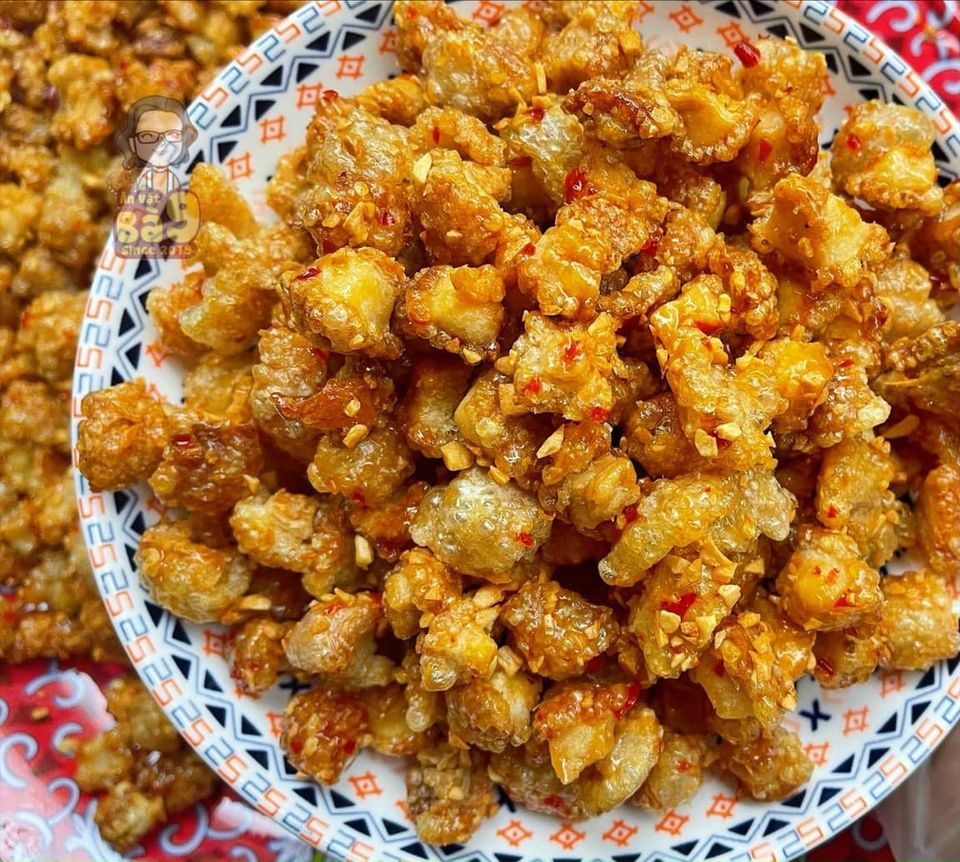 Tóp mỡ rim mắm tỏi