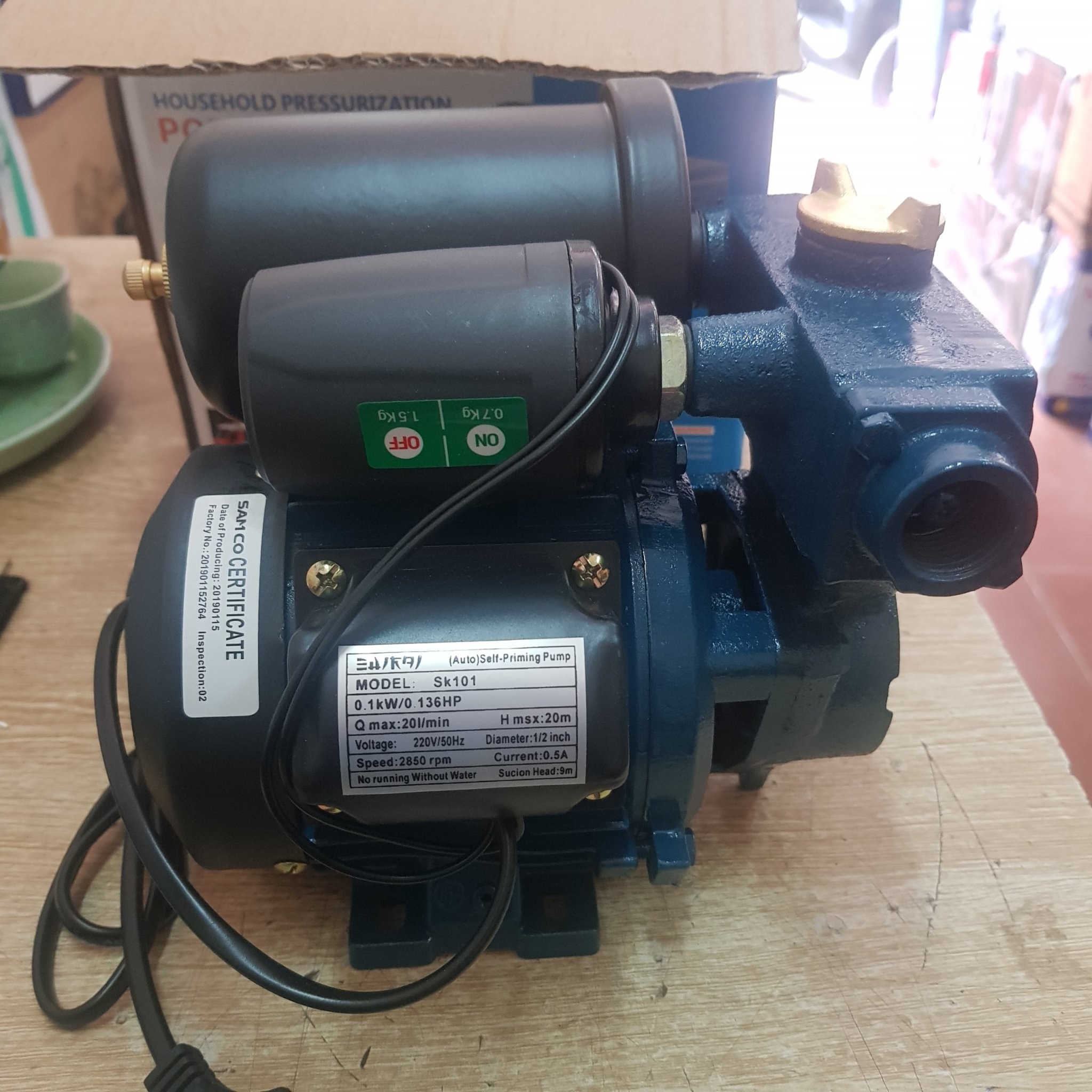 Máy bơm nước tăng áp mini shirai sk 101