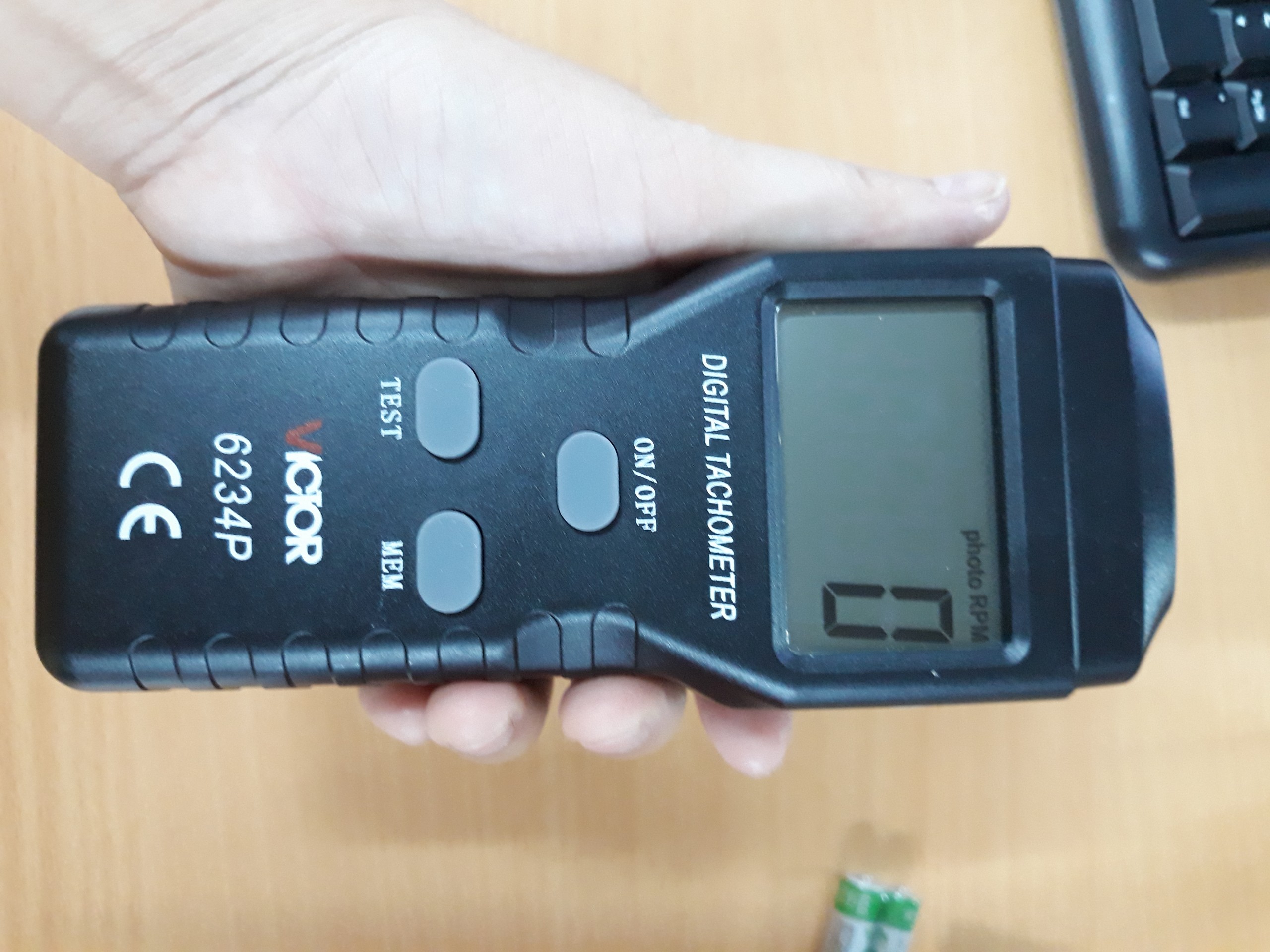 Máy đo tốc độ vòng tua động cơ VICTOR 6234P