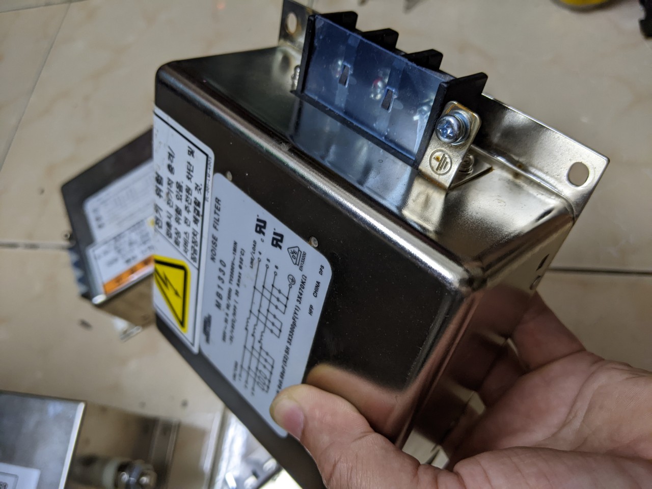 Lọc nguồn emi Lambda 3phase 30A/500V size lớn thảo tủ thiết bị CNC Hàn quốc
