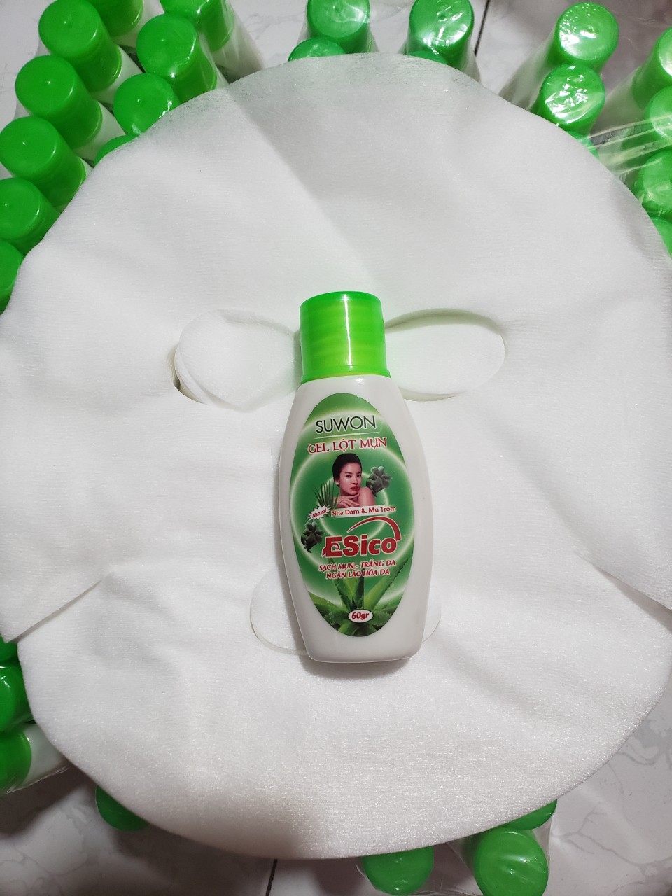 Gel lột Mụn Hút sạch mụn cám, mụn đầu đen Esico CHAI 60g + giấy