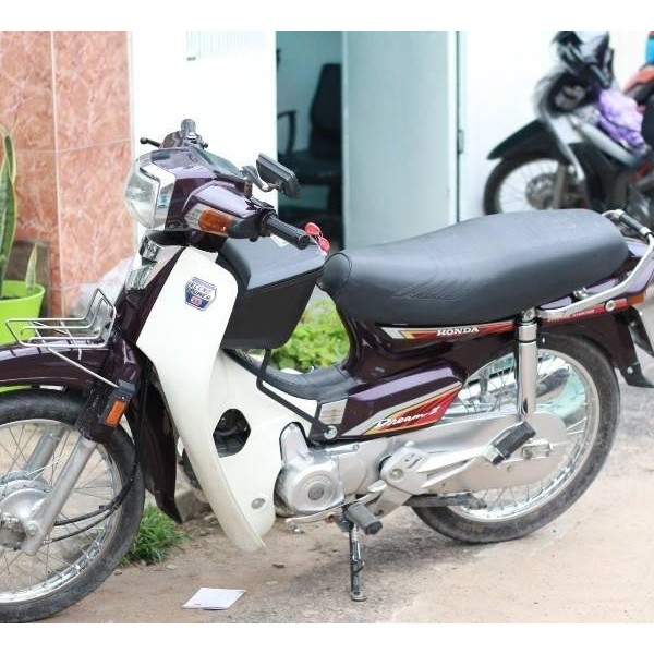 Pad để lắp thùng giữa Honda Dream (Pad gắn không kèm thùng)
