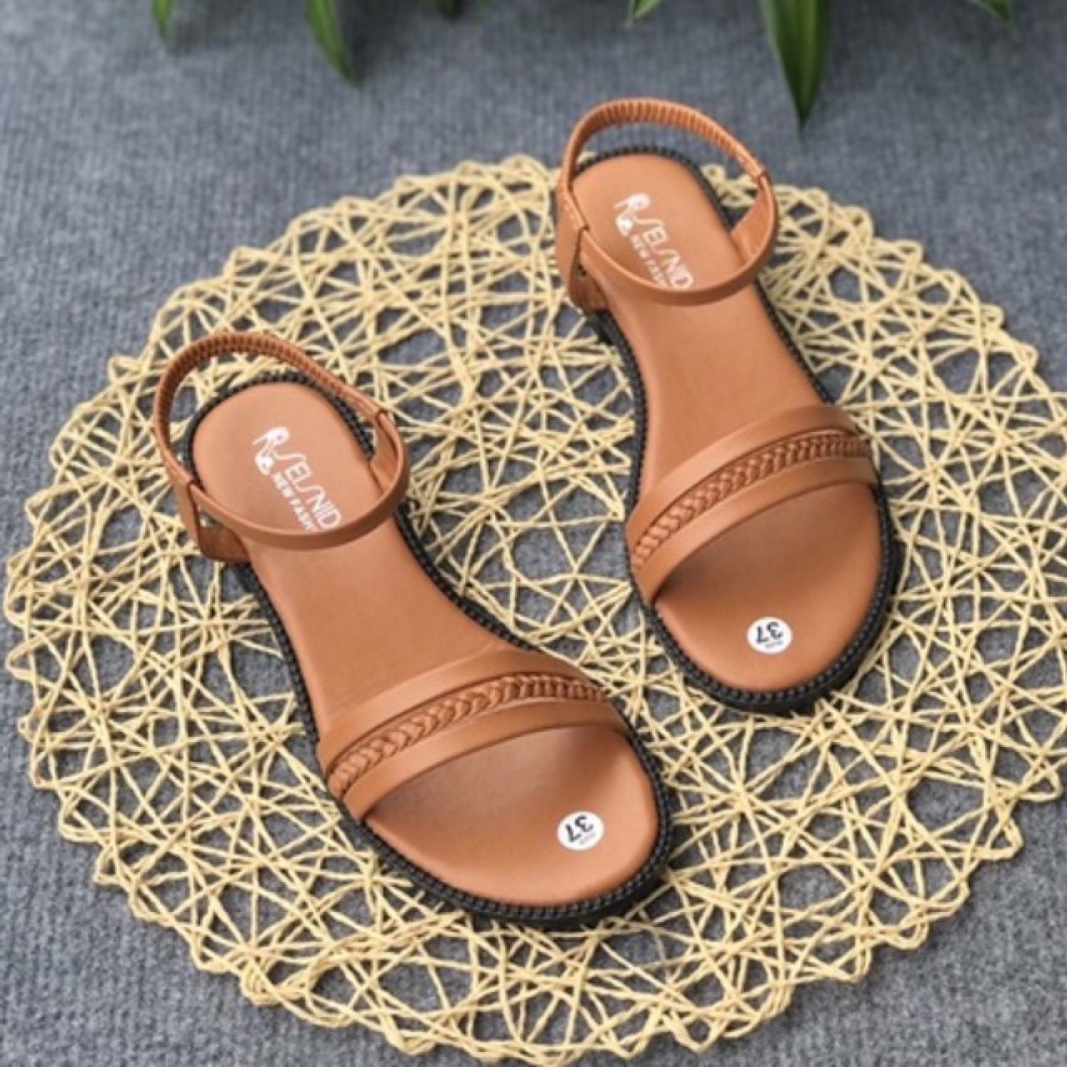 Dép sandal nữ quai ngang thắt bính đế 3 phân