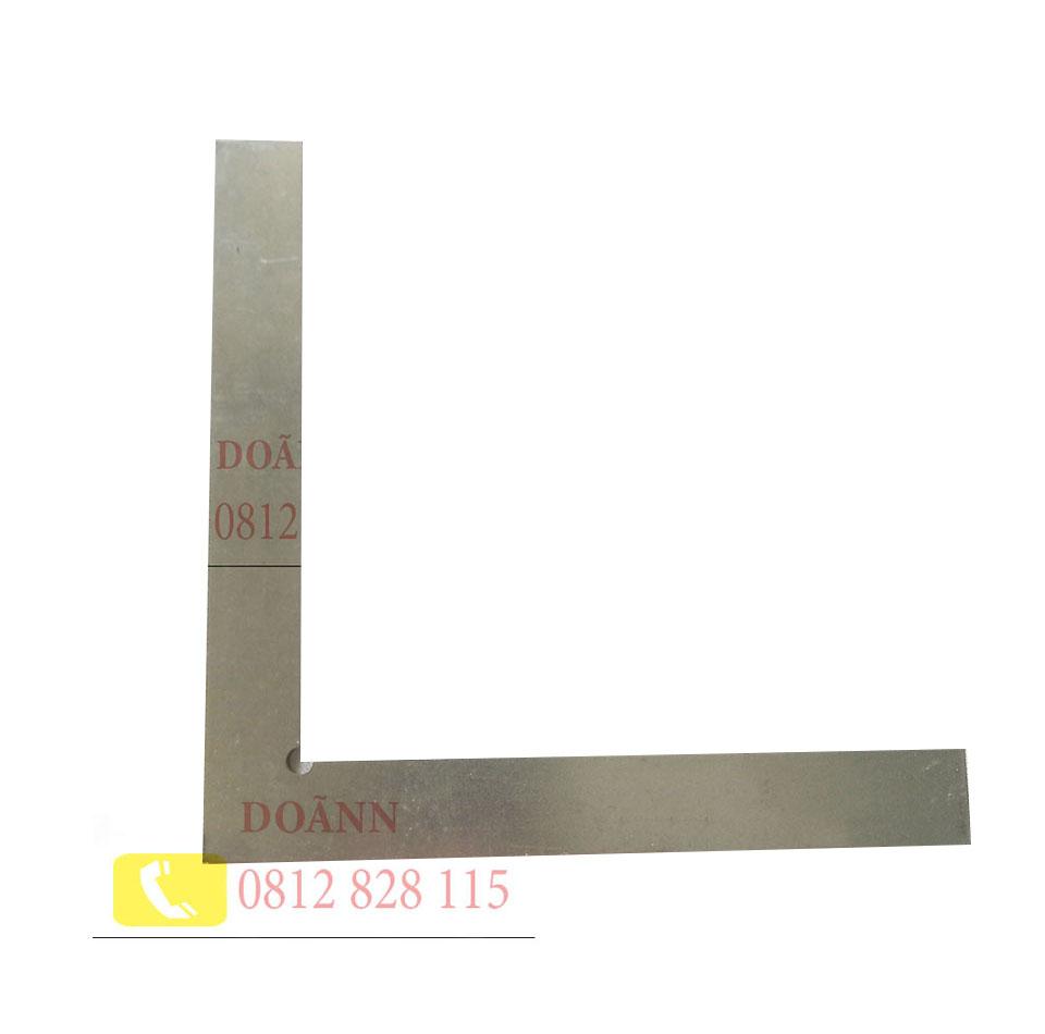 Thước ke góc 90 độ