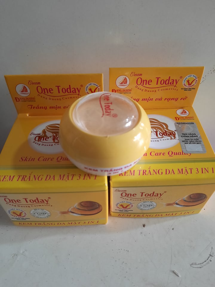 Kem onetoday trắng da mặt 3in1