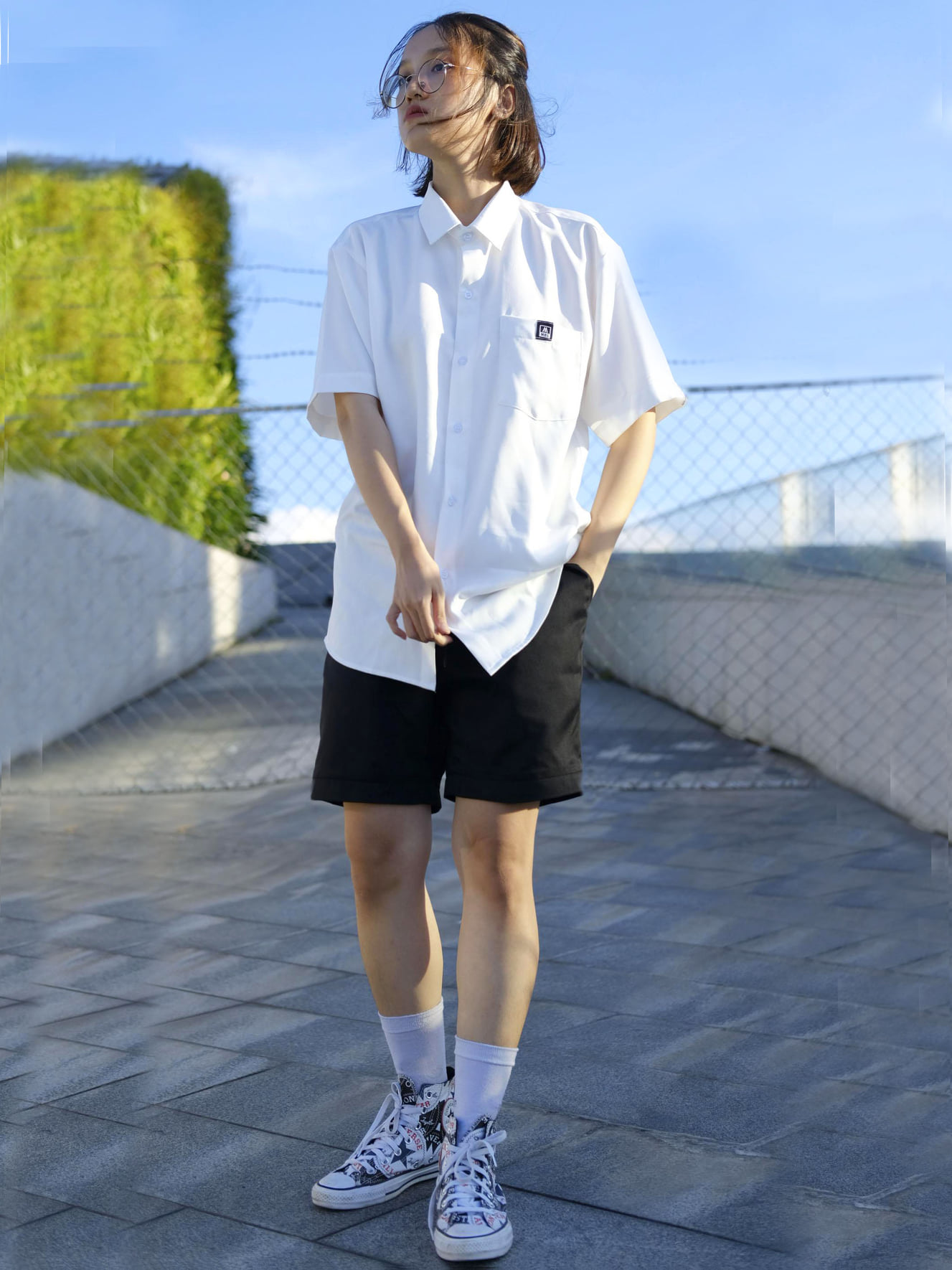Quần Short Kaki Basic Unisex Nam Nữ màu đen và be trơn