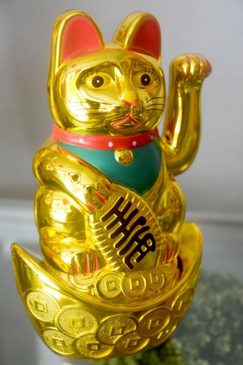 [HCM]Mèo Thần Tài ngồi thỏi vàng vẫy khách-Nhiều size