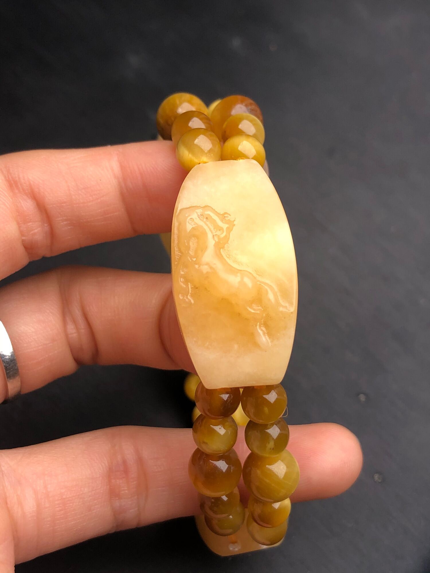 [FreeshipMAX] Vòng tam hợp đá ngọc hoàng long