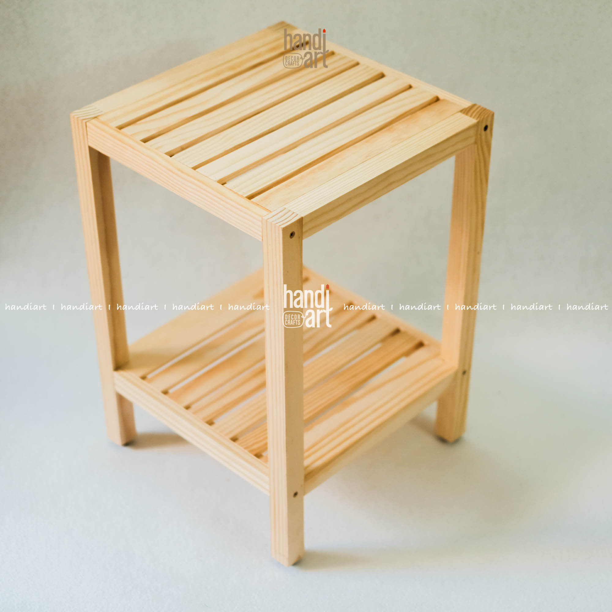 Kệ gỗ đầu giường, tab gỗ trang trí