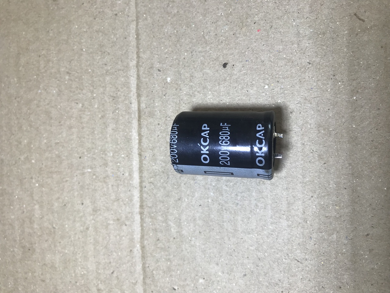 Tụ hóa tụ phân cực, tụ sừng 680uf 200v tháo máy