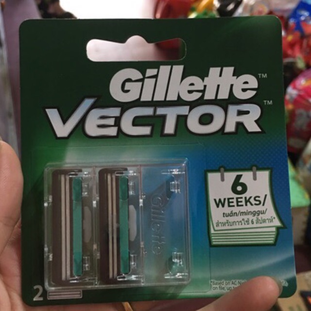 2 cái lưỡi cạo râu lưỡi kép Gillette Vector