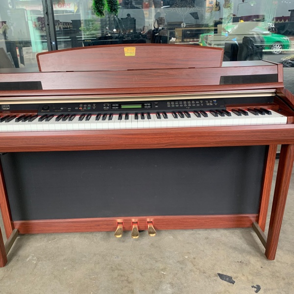 Piano Điện Yamaha CLP-270M
