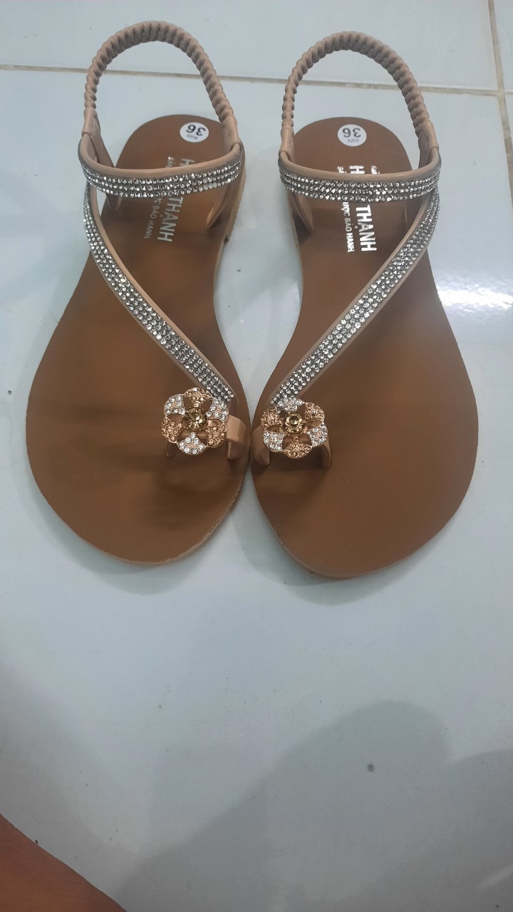 SANDAN HẬU THUN KẾT ĐÁ