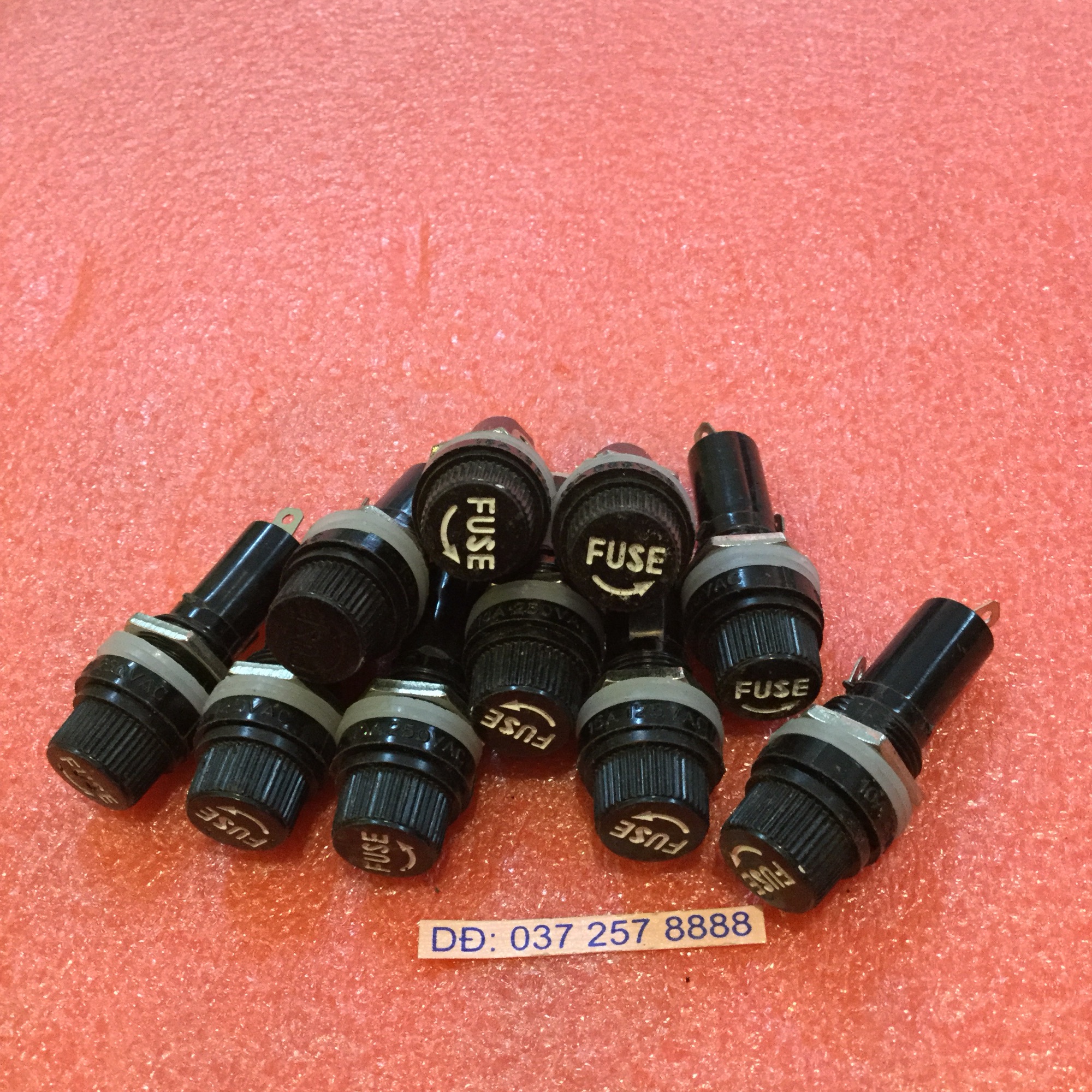 Vỏ cầu chì loại 6x30 mm (10 chiếc)