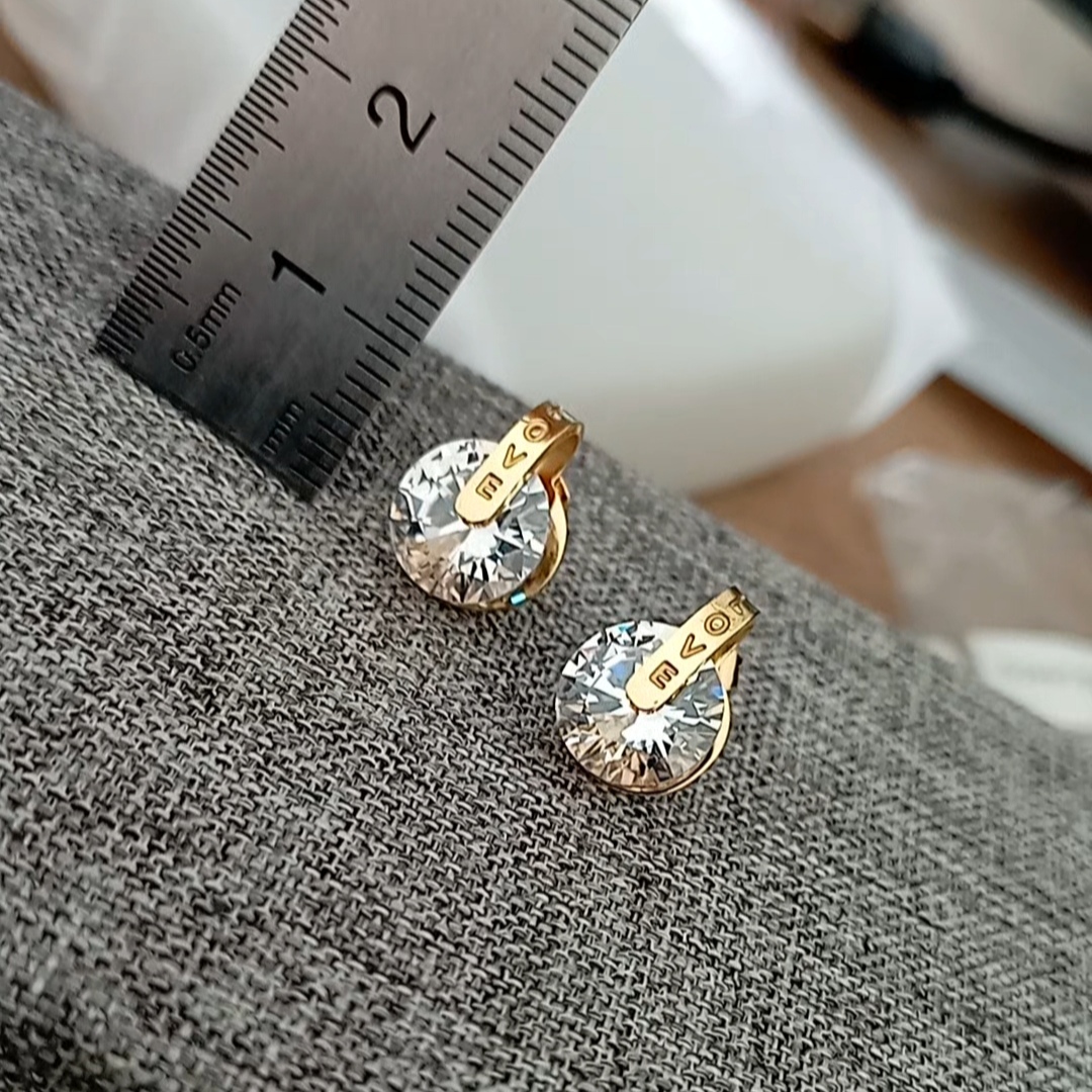 BÔNG TAI TITAN MẠ VÀNG ĐÍNH ĐÁ
