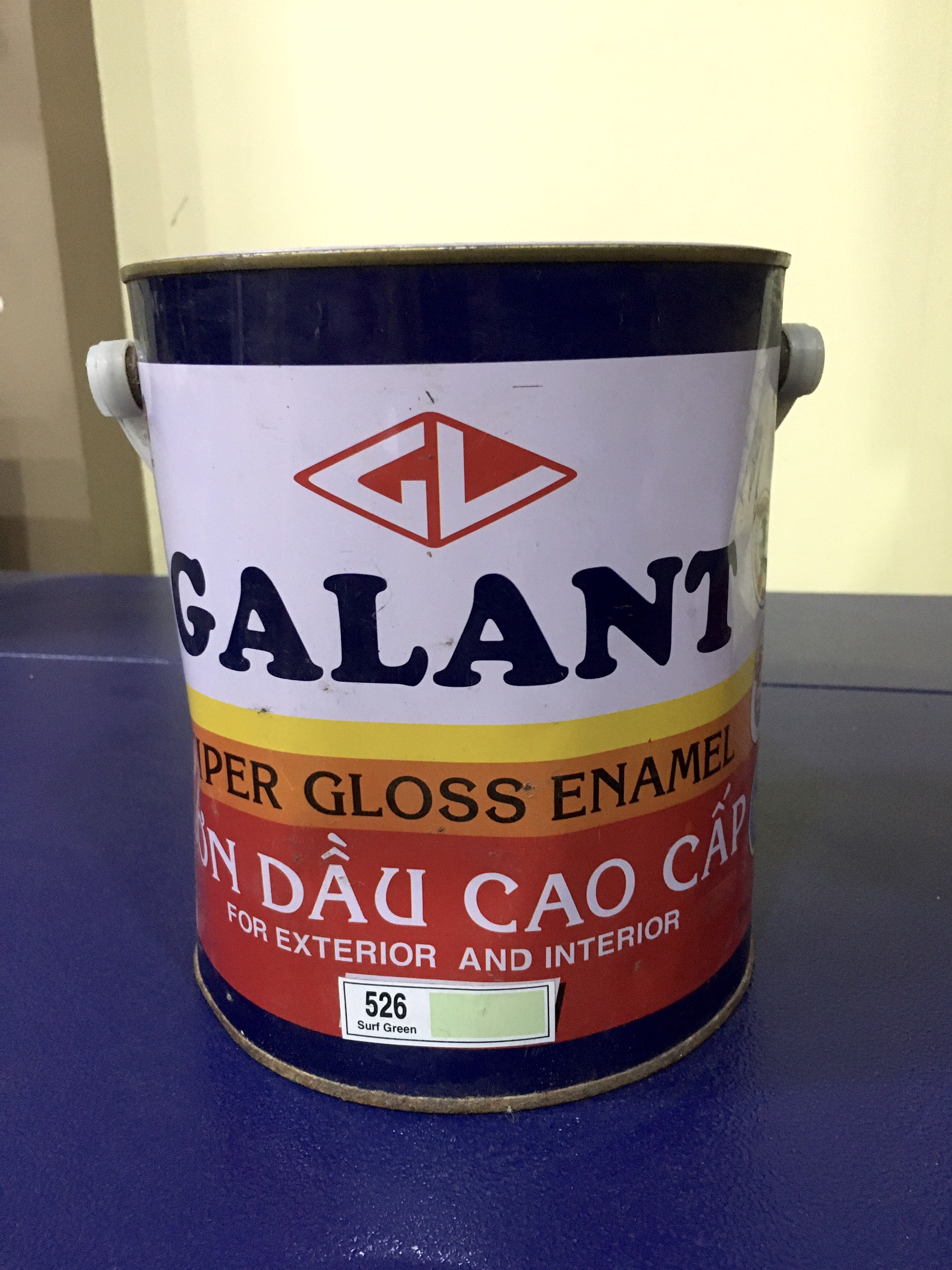Thanh lý sơn dầu cũ ! sơn dầu giá rẻ 3l