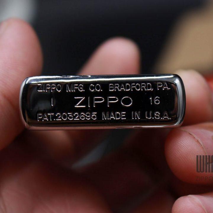 Zippo 230 - Vintage Brushed Chrome Zippo