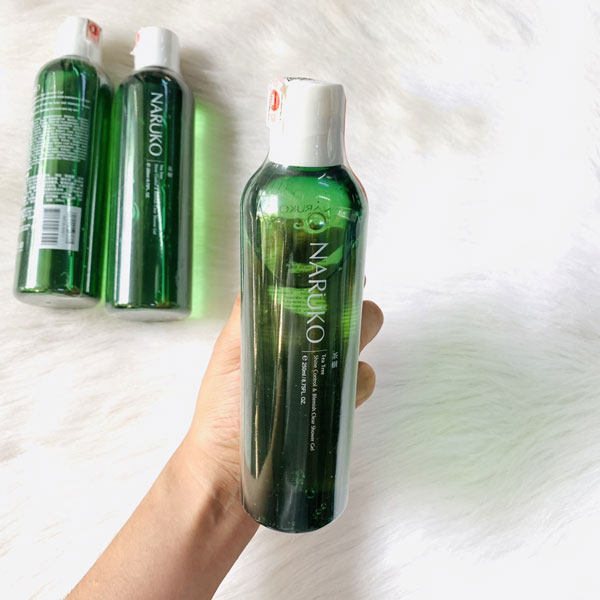 Sữa tắm Naruko Tea Tree Shine Control & Blemish Clear Shower Gel 250ml