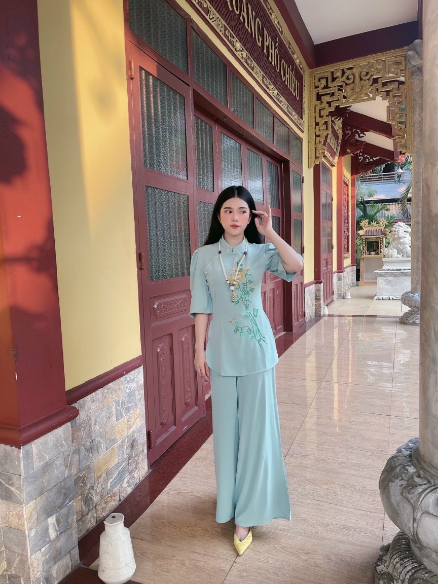 Đồ lam đi chùa # mẫu lụa sẫm cúc ngọc # quần áo nữ