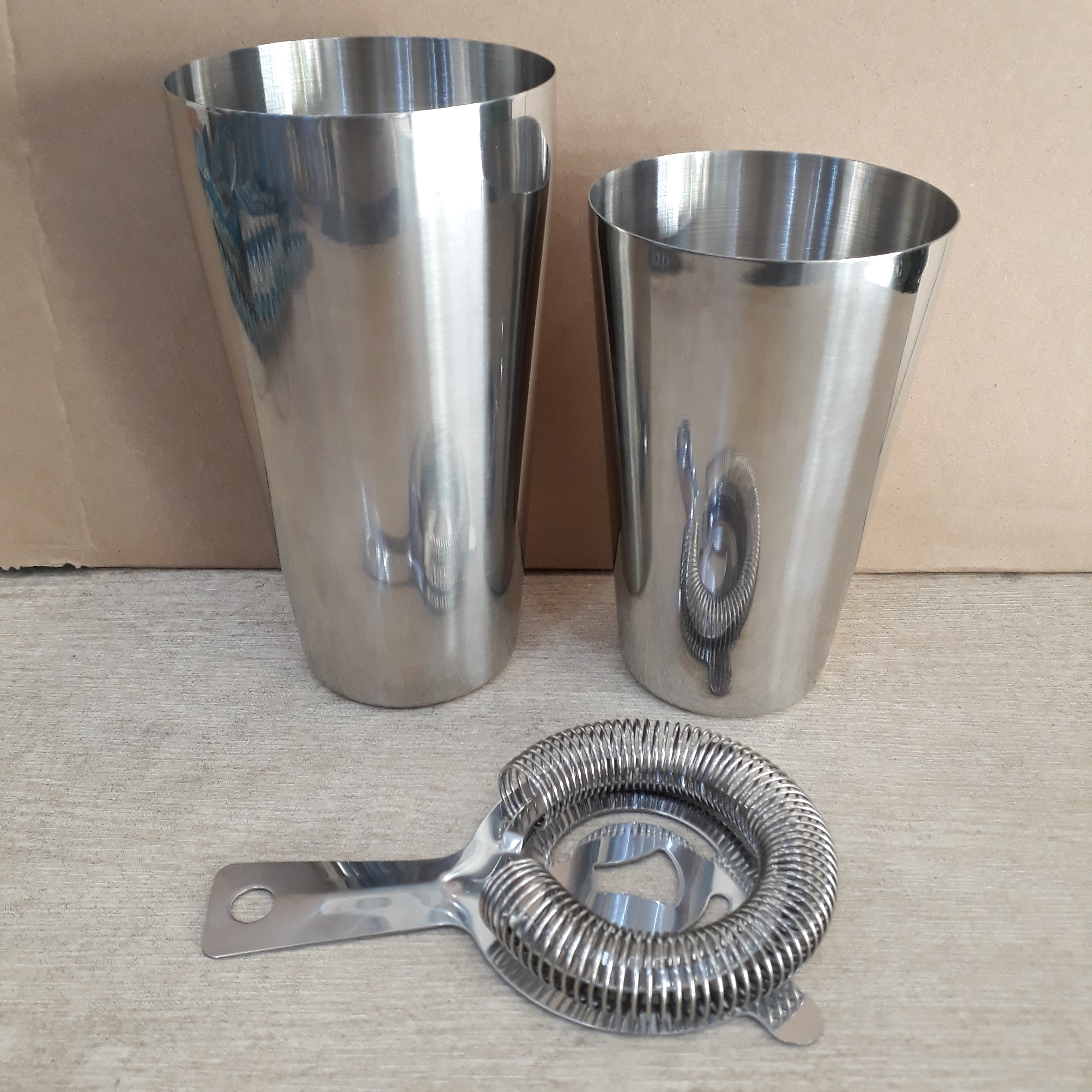 [HCM]COMBO SHAKER 2 MẢNH VÀ CHẶN ĐÁ NHỎ