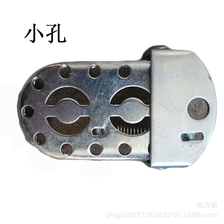 Để chân gắn trục sau xe đạp