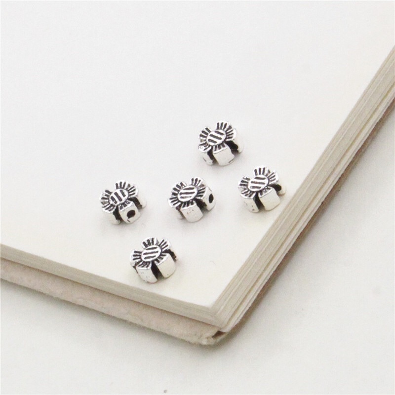 [S925] Charm bạc bông hoa nhỏ xinh - MH352