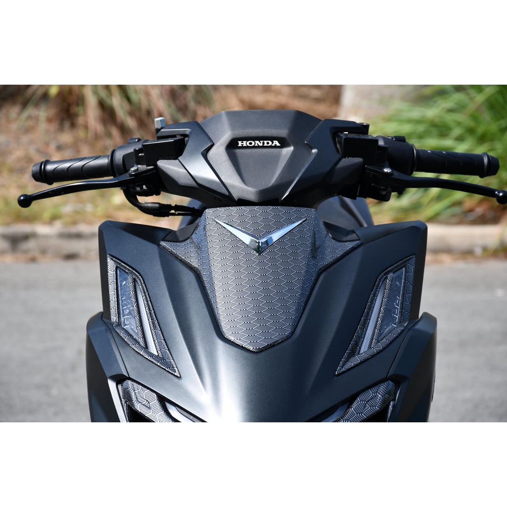 Mặt nạ carbon dùng cho xe vario 160