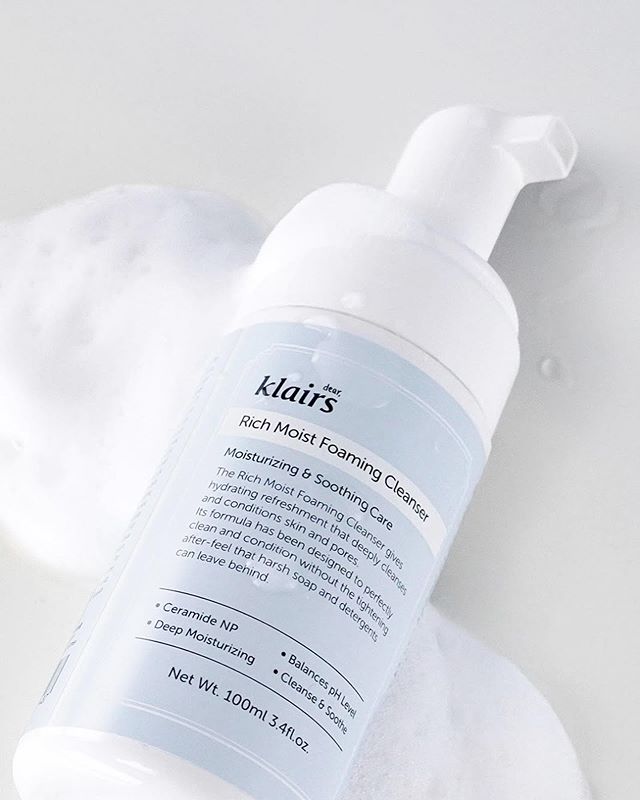 Sữa rửa mặt Klairs Rich Moist Foaming Cleanser 100ml