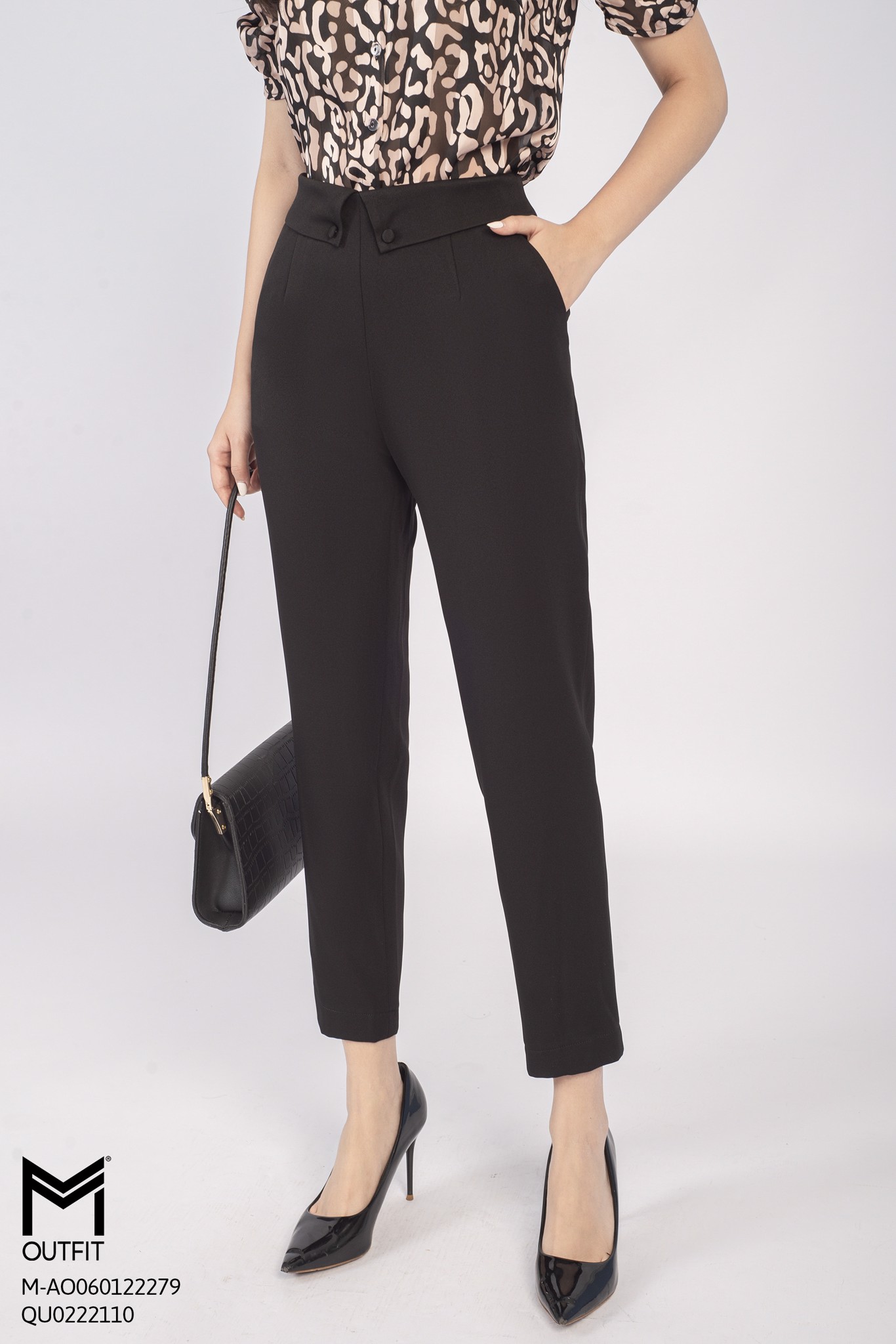 Quần ống đứng, hai đáp bong trên cạp - mmoutfit