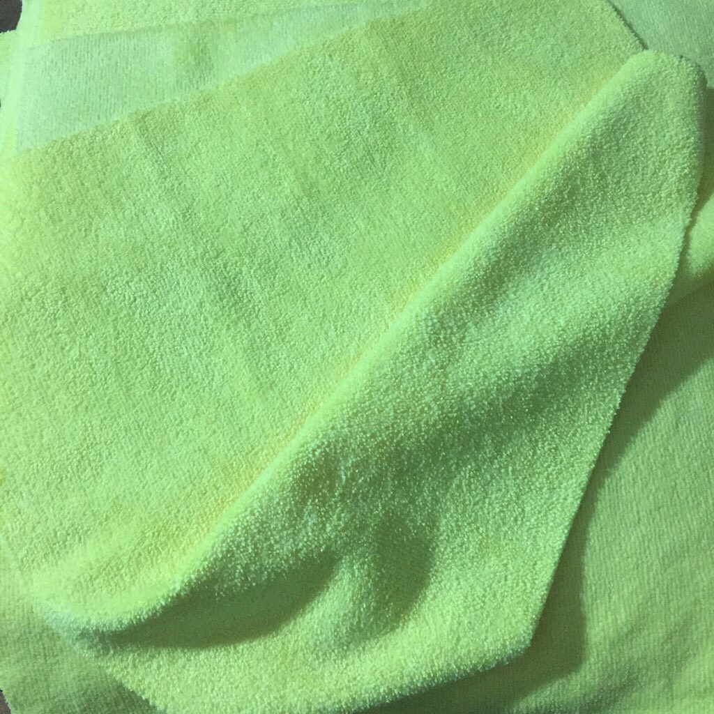 Khăn microfiber 40*40cm không viền, không ra lông