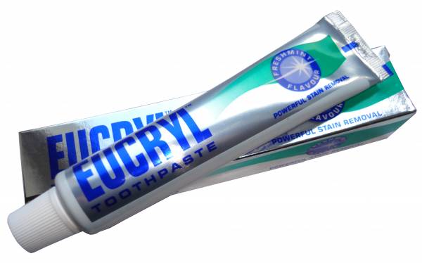Kem Đánh Trắng Răng Eucryl 50ml - USA
