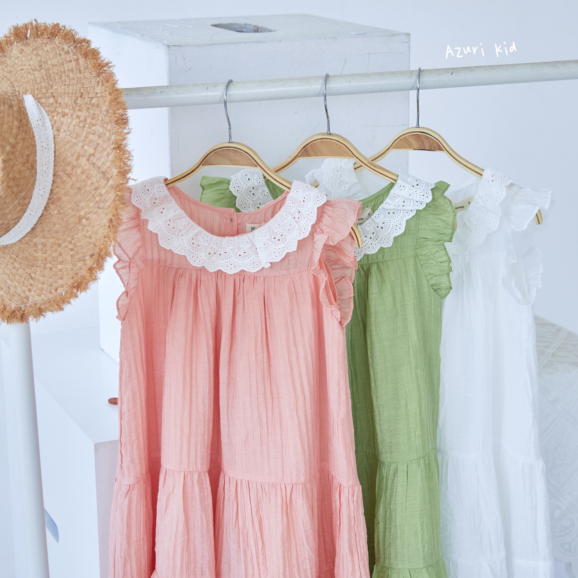 [NEW ARRIVAL] ĐẦM TƠ NHÚNG CỔ REN