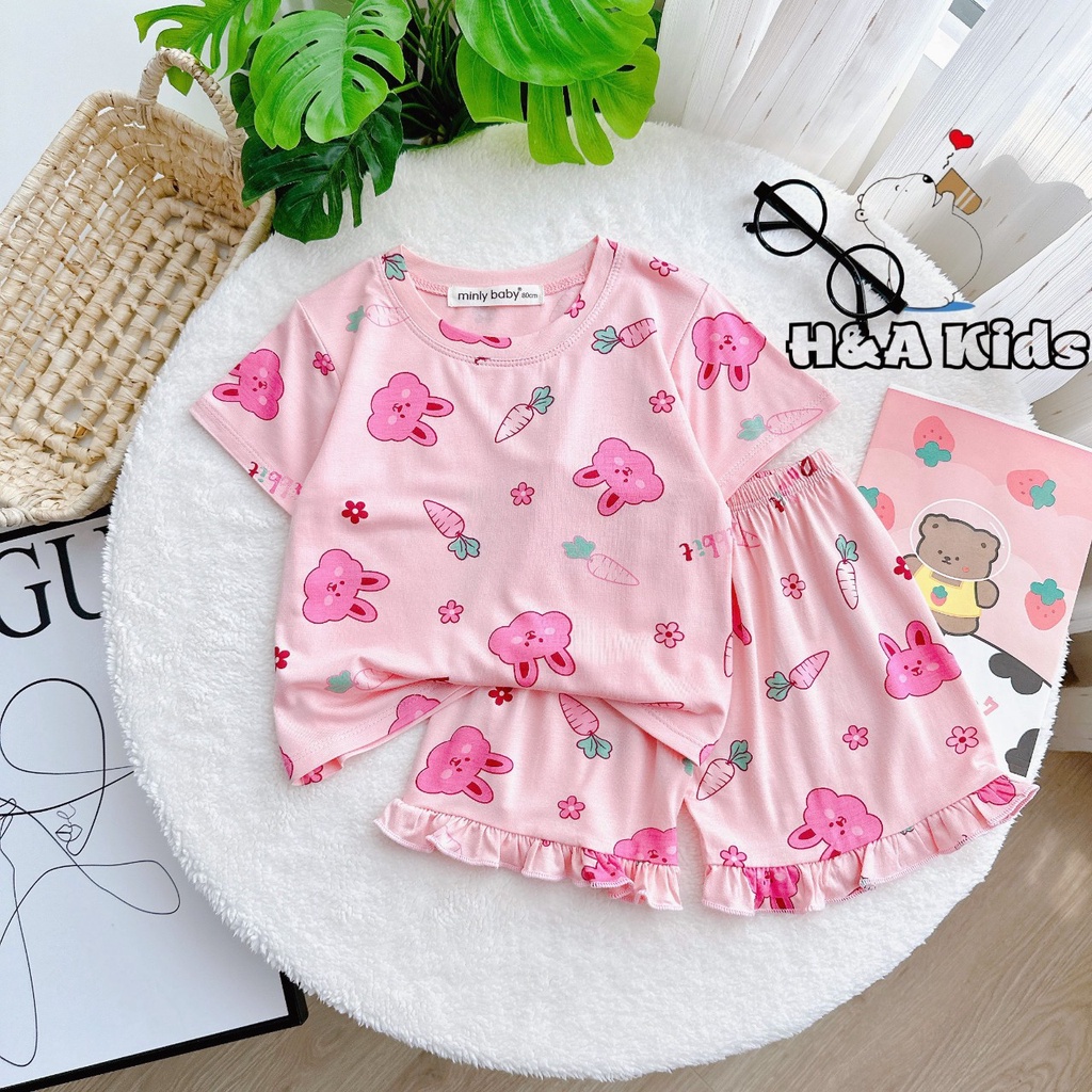 Vải thun lạnh siêu mềm, mịn, mát, co dãn, thấm hút mồ hôi tốt, bé mặc thoáng mát mẻ
