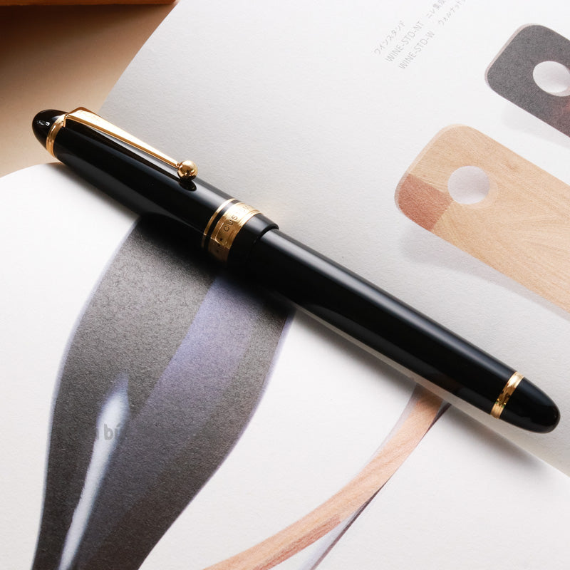 Bút Máy Pilot Custom 743 - Black - Đen