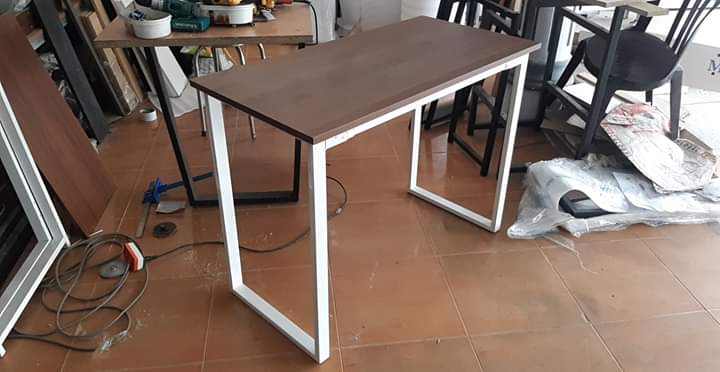 bàn làm việc BUH ( chân chữ U ) ngang 120cm